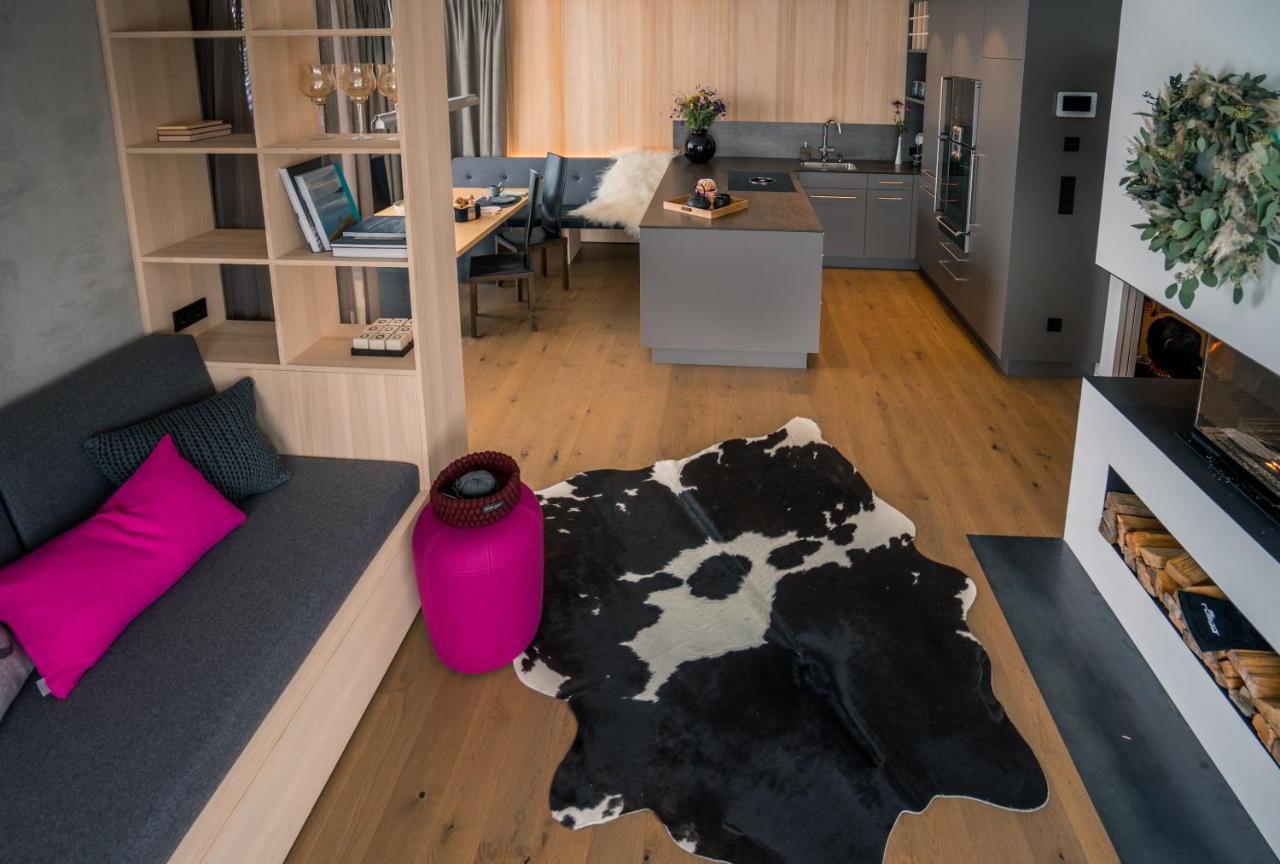 Oberlech750. Refugium Am Berg. Apartment Luaran gambar